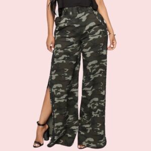 Fashion Nova Camouflage Snao Button Sides High waist Bell Bottom Cotton Pants XS